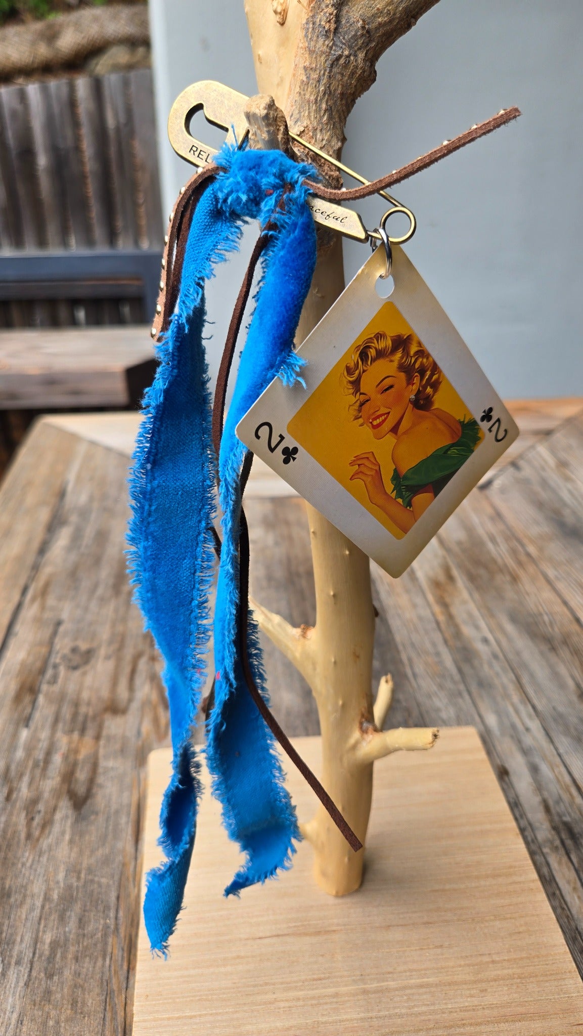 Blue vintage card ribbon charm with gold pin